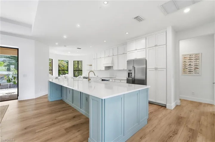 28360 Del Lago Way, Bonita Springs, Florida 34135