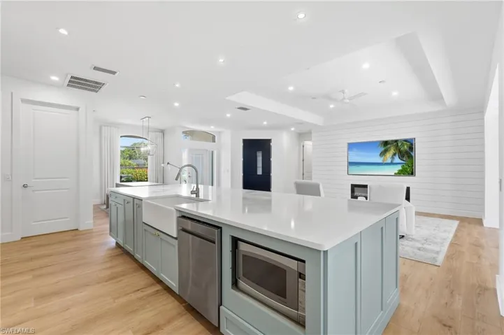 28360 Del Lago Way, Bonita Springs, Florida 34135