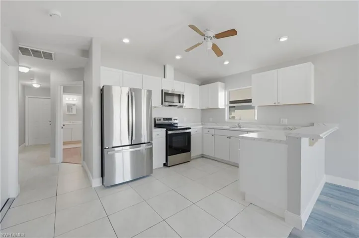 2912/2914  Santa Barbara  BLVD, Cape Coral, FL 33914