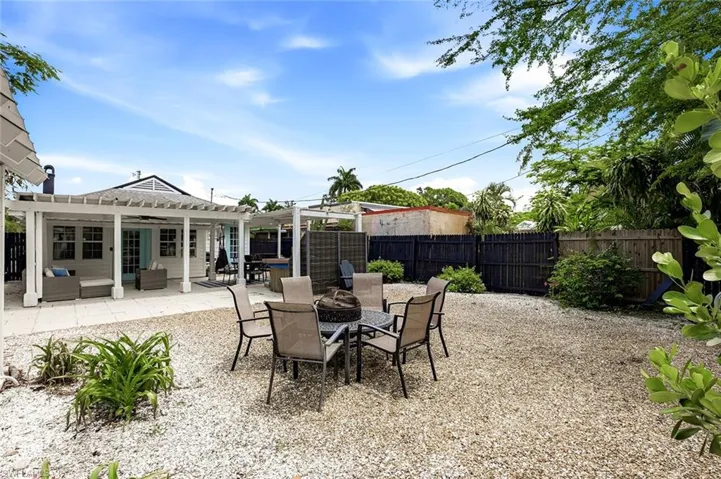 2122 Katherine St, Fort Myers, Florida 33901