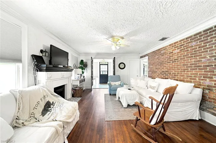 2122 Katherine St, Fort Myers, Florida 33901