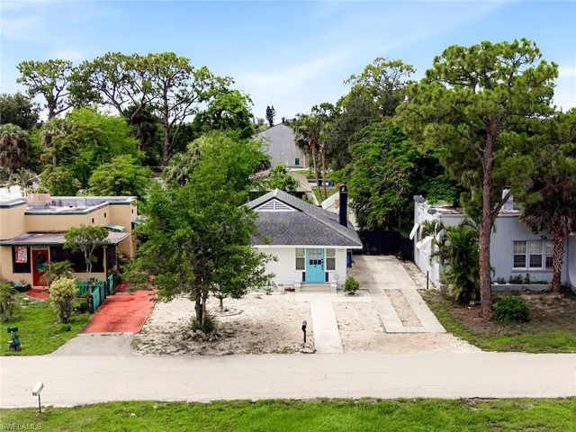 2122 Katherine St, Fort Myers, Florida 33901