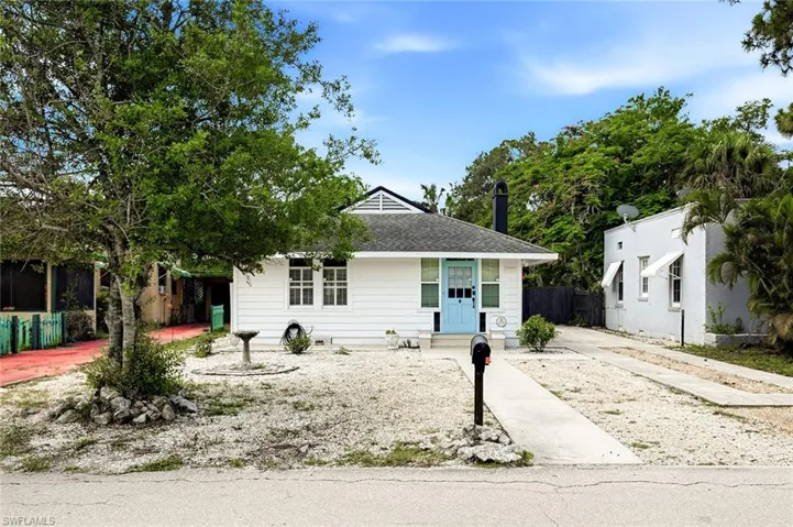 2122 Katherine St, Fort Myers, Florida 33901