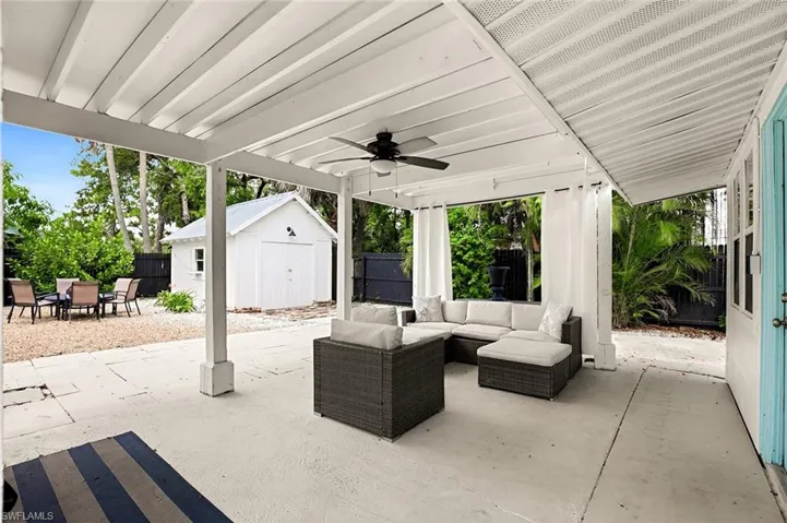 2122 Katherine St, Fort Myers, Florida 33901