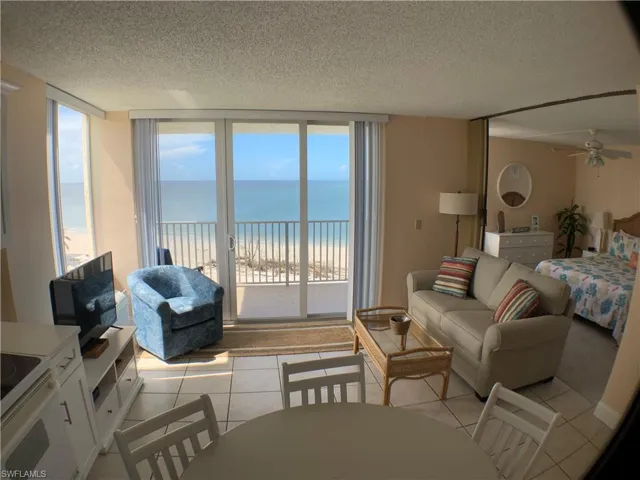 GREAT VIEW BEACH FACING FROM EVERY WINDOW