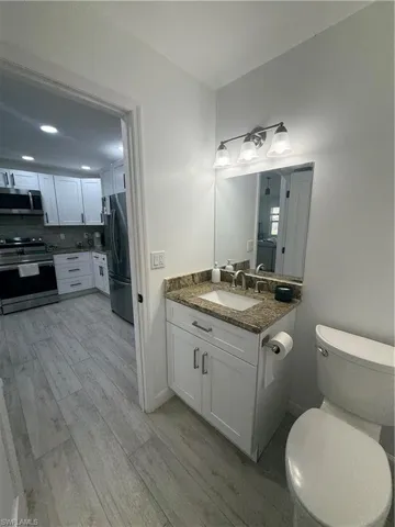 6320 Royal Woods Dr, Fort Myers, Florida 33908
