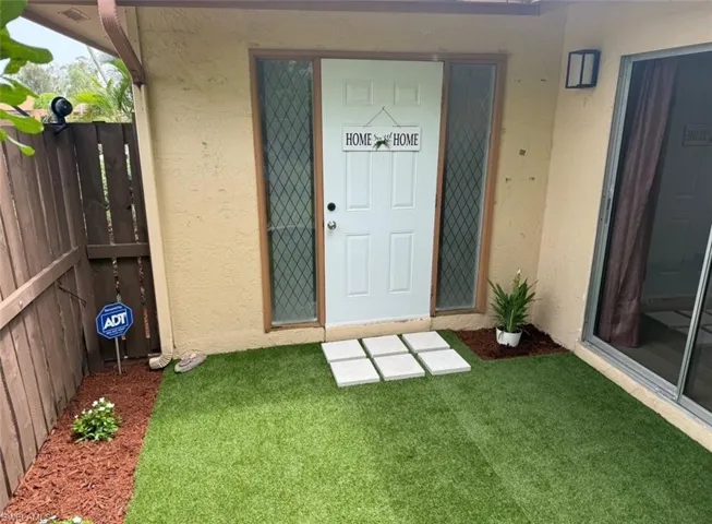 6320 Royal Woods Dr, Fort Myers, Florida 33908