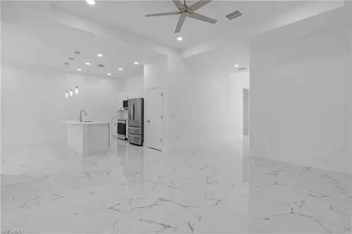 7033 Lotus Cir, Labelle, Florida 33935