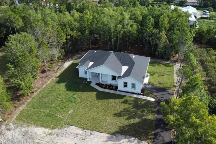 Aerial view of property and surrounding area