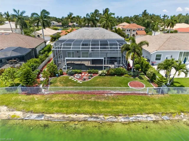 14017 Clear Water Ln, Fort Myers, Florida 33907