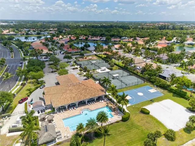 14017 Clear Water Ln, Fort Myers, Florida 33907