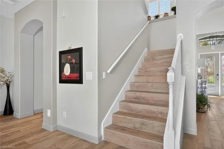 14017 Clear Water Ln, Fort Myers, Florida 33907