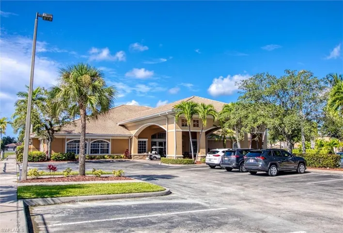 14017 Clear Water Ln, Fort Myers, Florida 33907
