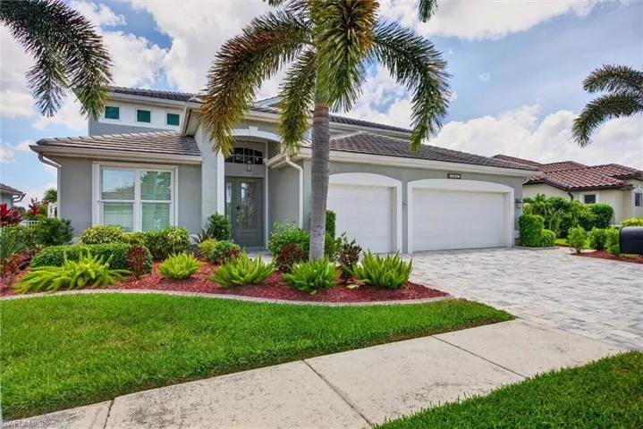 14017 Clear Water Ln, Fort Myers, Florida 33907