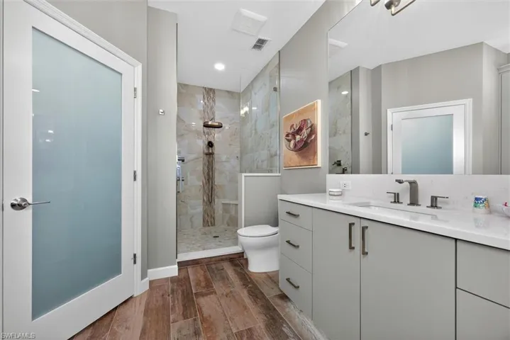 14017 Clear Water Ln, Fort Myers, Florida 33907