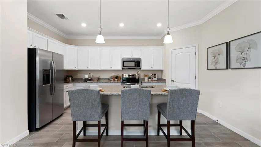 17729  Saddleback  LOOP, North Fort Myers, FL 33917