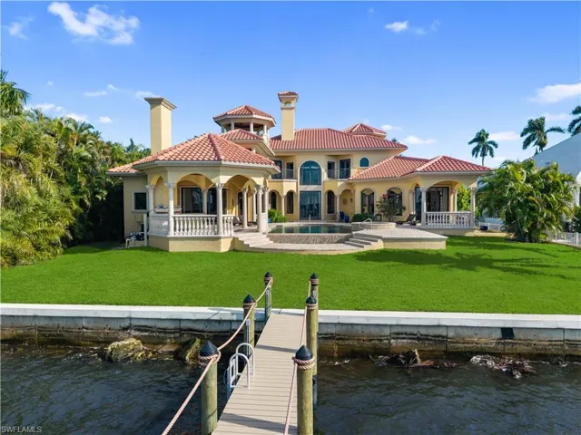 2704 Shriver Dr, Fort Myers Fl 33901