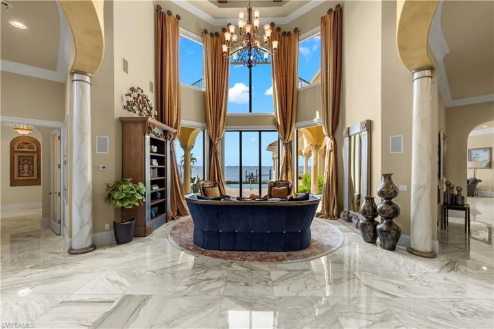 2704 Shriver Dr, Fort Myers Fl 33901