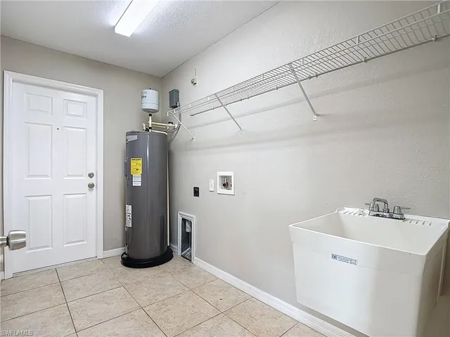 3713 20th St Sw, Lehigh Acres, Florida 33976