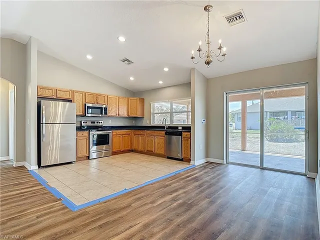 3713 20th St Sw, Lehigh Acres, Florida 33976