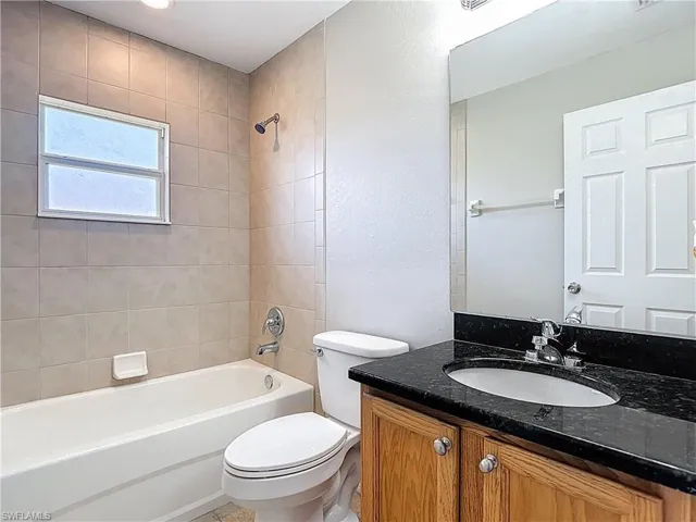 3713 20th St Sw, Lehigh Acres, Florida 33976