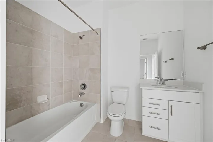 5697 Melbourne Ct 7022, Other, Florida 34142