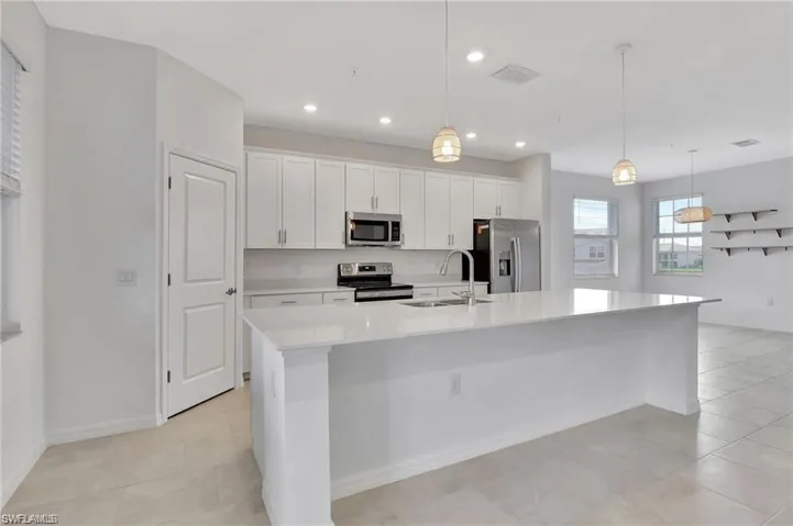 5697 Melbourne Ct 7022, Other, Florida 34142
