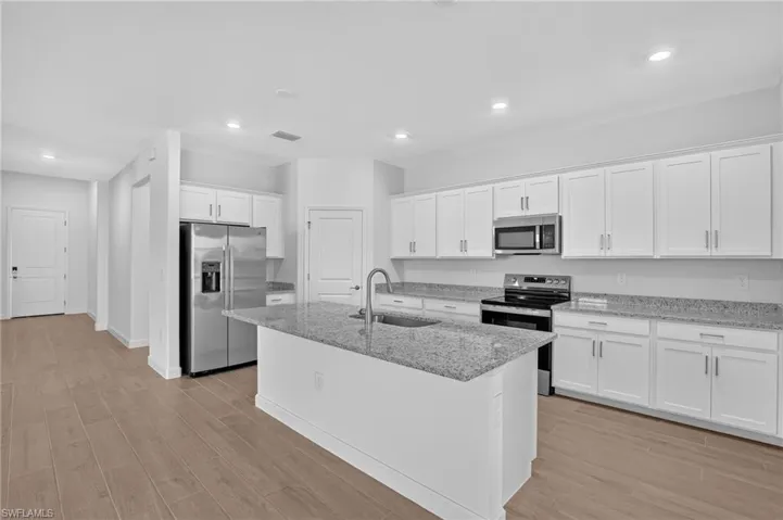 3195 Weston Manor Dr, Alva, Florida 33920