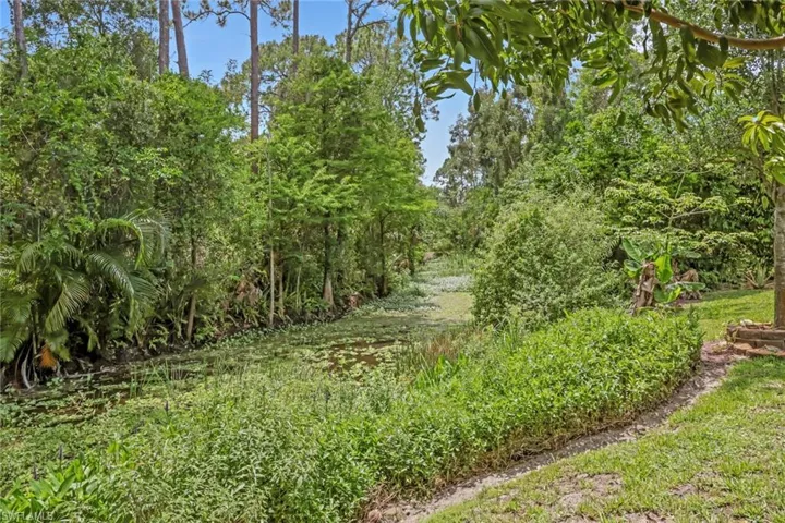 8332  Cypress N DR, Fort Myers, FL 33967