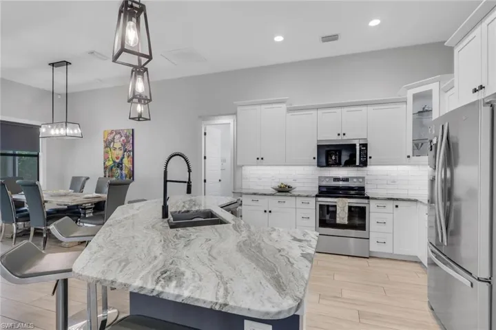 8332  Cypress N DR, Fort Myers, FL 33967