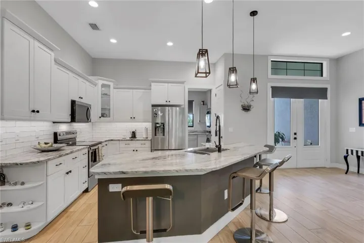 8332  Cypress N DR, Fort Myers, FL 33967