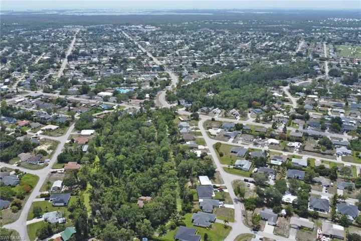 8332  Cypress N DR, Fort Myers, FL 33967