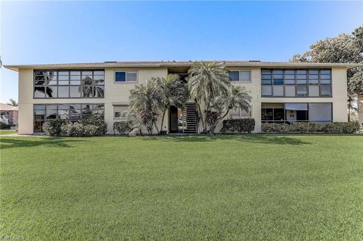 5715  Foxlake  DR, North Fort Myers, FL 33917