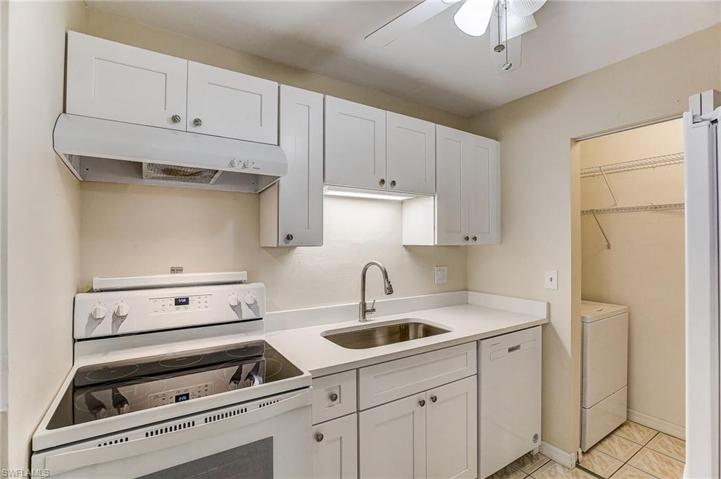 5715  Foxlake  DR, North Fort Myers, FL 33917