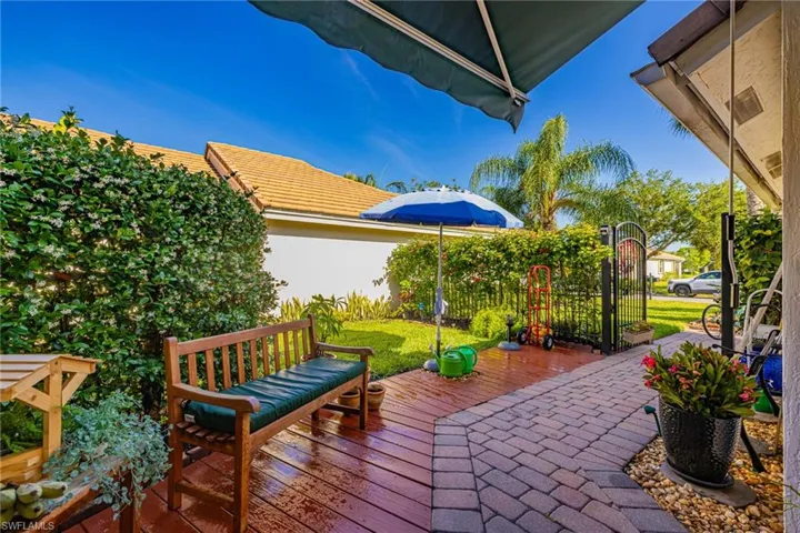 2305 Summersweet Dr, Alva, Florida 33920