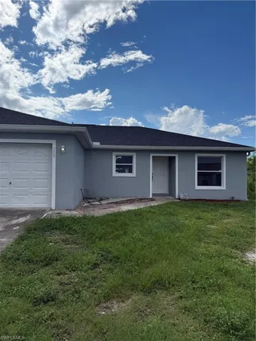 208 Homer Ave S, Lehigh Acres, Florida 33973