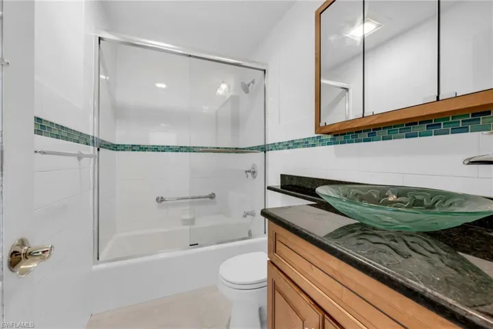 2121 Gulf Shore Blvd N # 203, Naples, Florida 34102