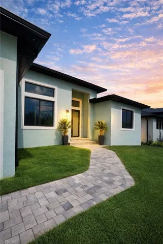 Front door of property (Rendered photo)