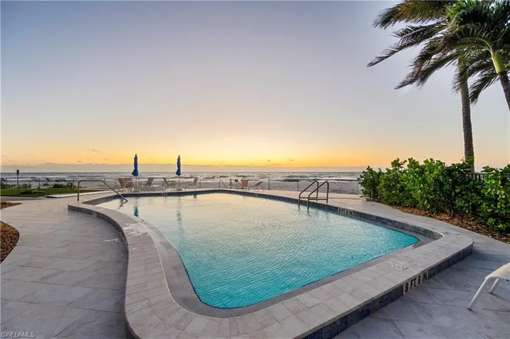 1919  Gulf Shore N BLVD, Naples, FL 34102