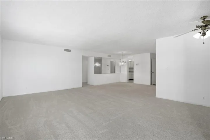1919  Gulf Shore N BLVD, Naples, FL 34102