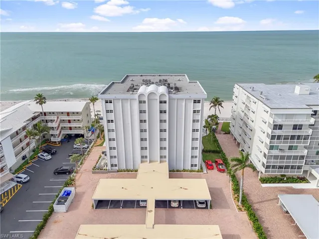 1919  Gulf Shore N BLVD, Naples, FL 34102