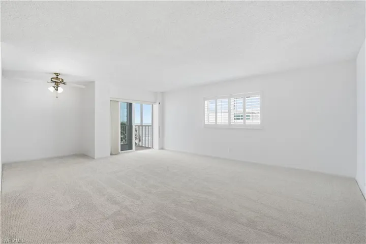 1919  Gulf Shore N BLVD, Naples, FL 34102