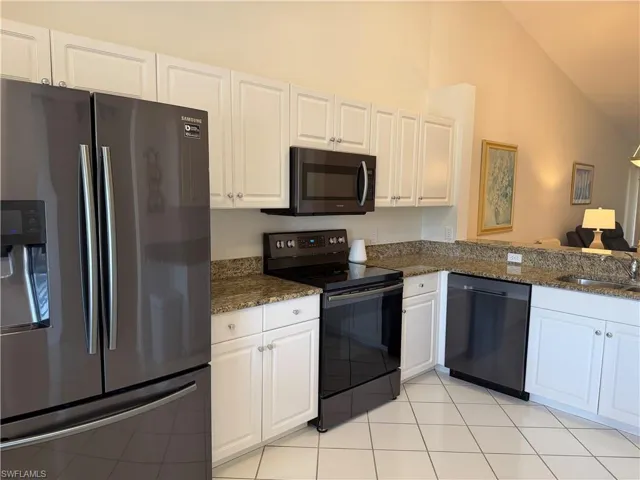 9009 Michael Cir 1-110, Naples, Florida 34113