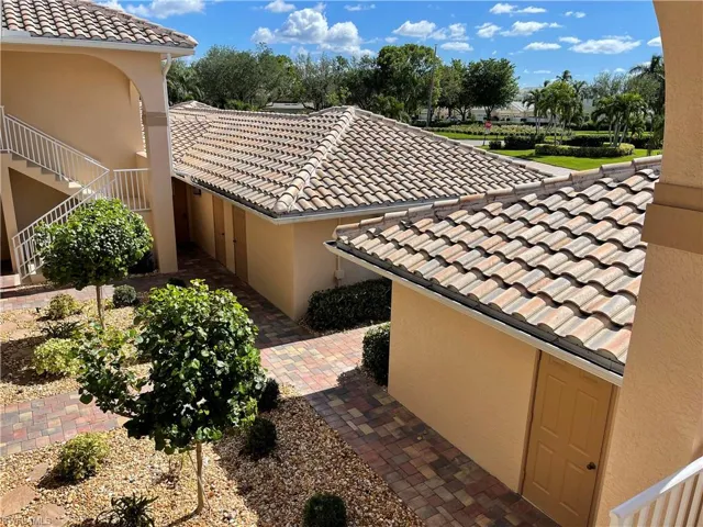 9009 Michael Cir 1-110, Naples, Florida 34113