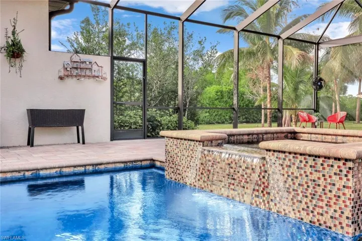 Soak in the spa on those cool Florida evenings...