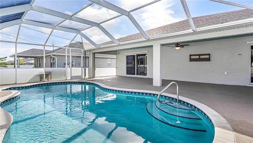 101 NE 11th  TER, Cape Coral, FL 33909