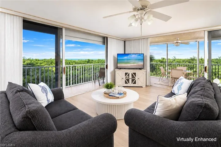 5550 Heron Point Dr 305, Naples, Florida 34108