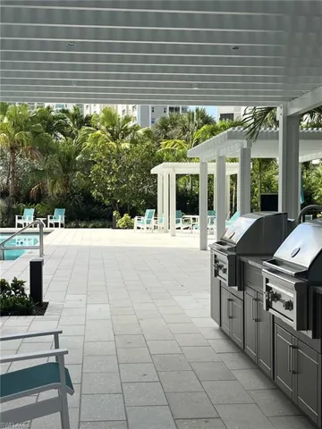 5550 Heron Point Dr 305, Naples, Florida 34108