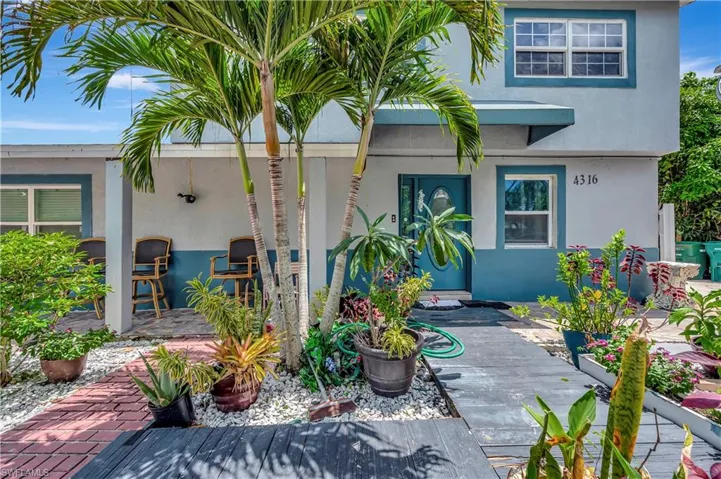 4316  Mindi  AVE, Naples, FL 34112
