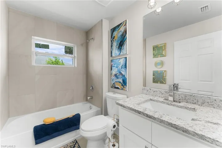2305/2307  Dogwood N AVE, Lehigh Acres, FL 33971